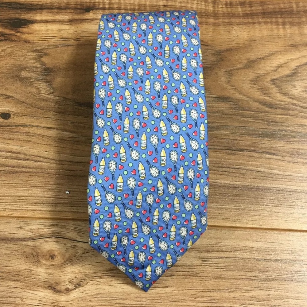 vineyard vines 40 Love Sea Splash 100% Silk New - Picture 1 of 3